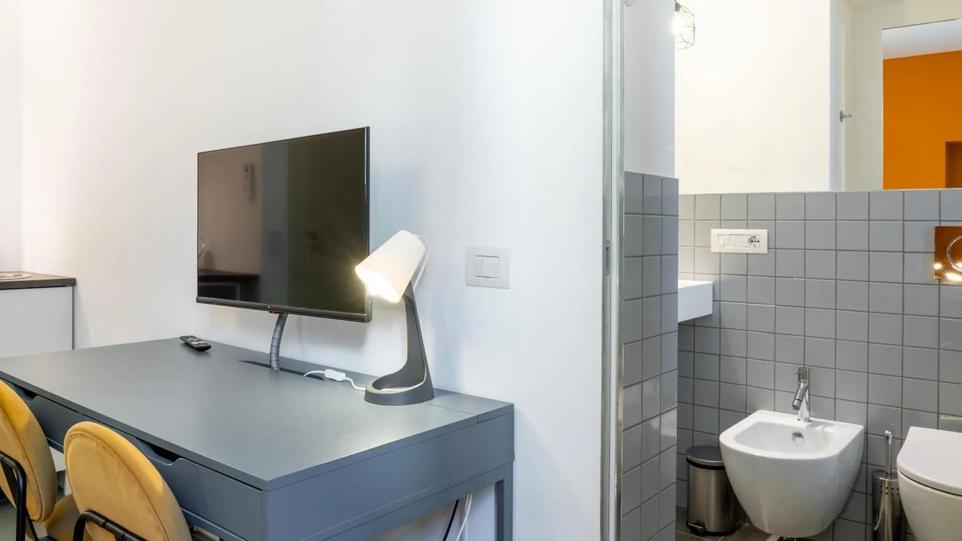New Flat In The Heart Of Navigli Apartment Milan
