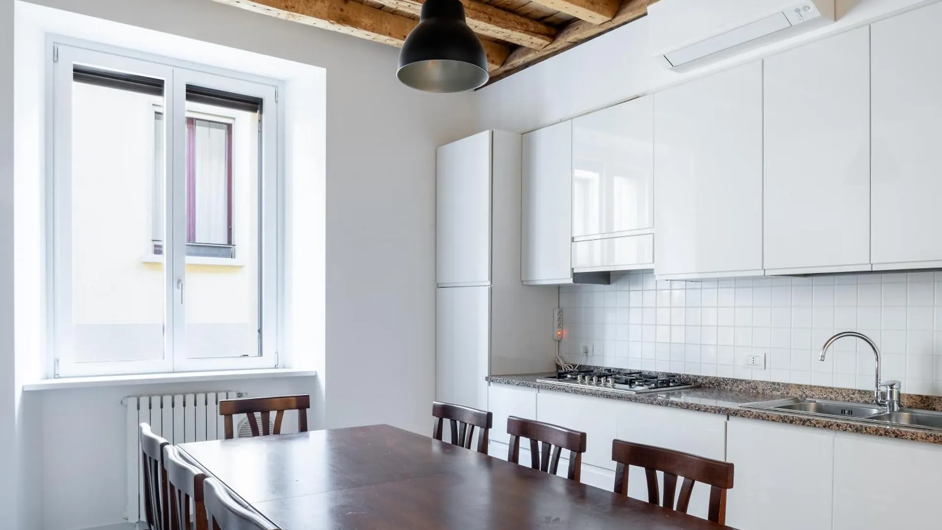 New Flat In The Heart Of Navigli Apartment Milan