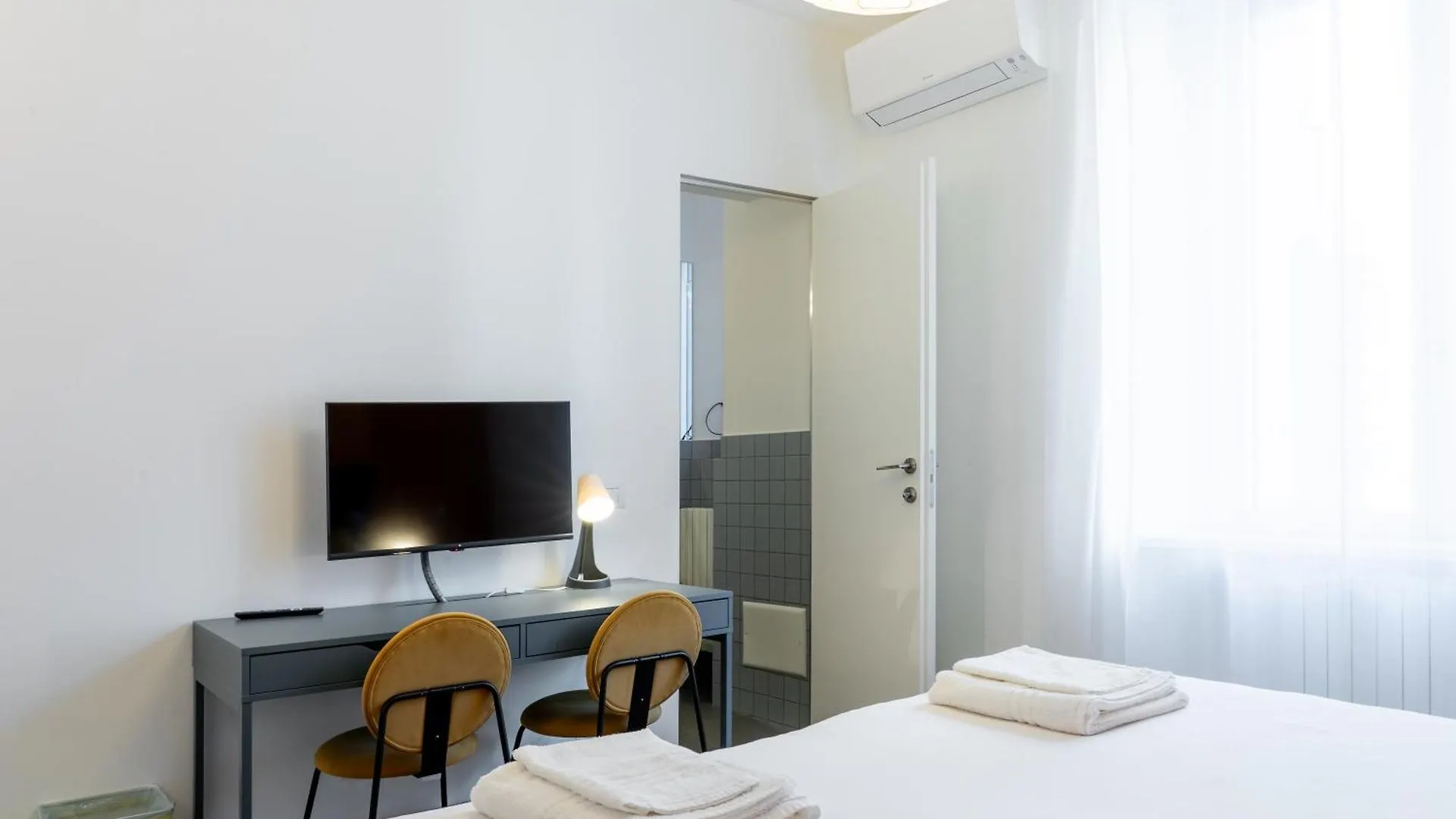 New Flat In The Heart Of Navigli Apartment Milan 0*,  Italy